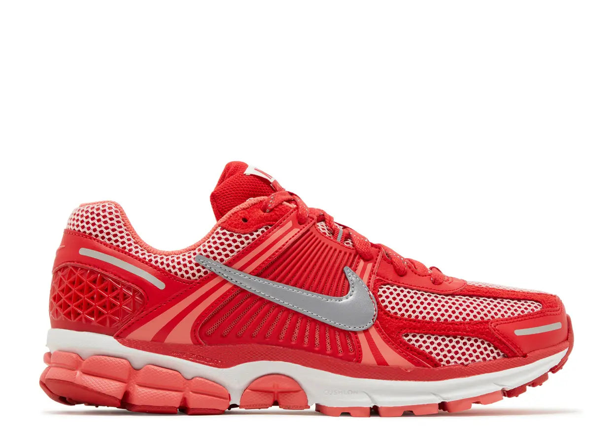 Air Zoom Vomero 5 'University Red'