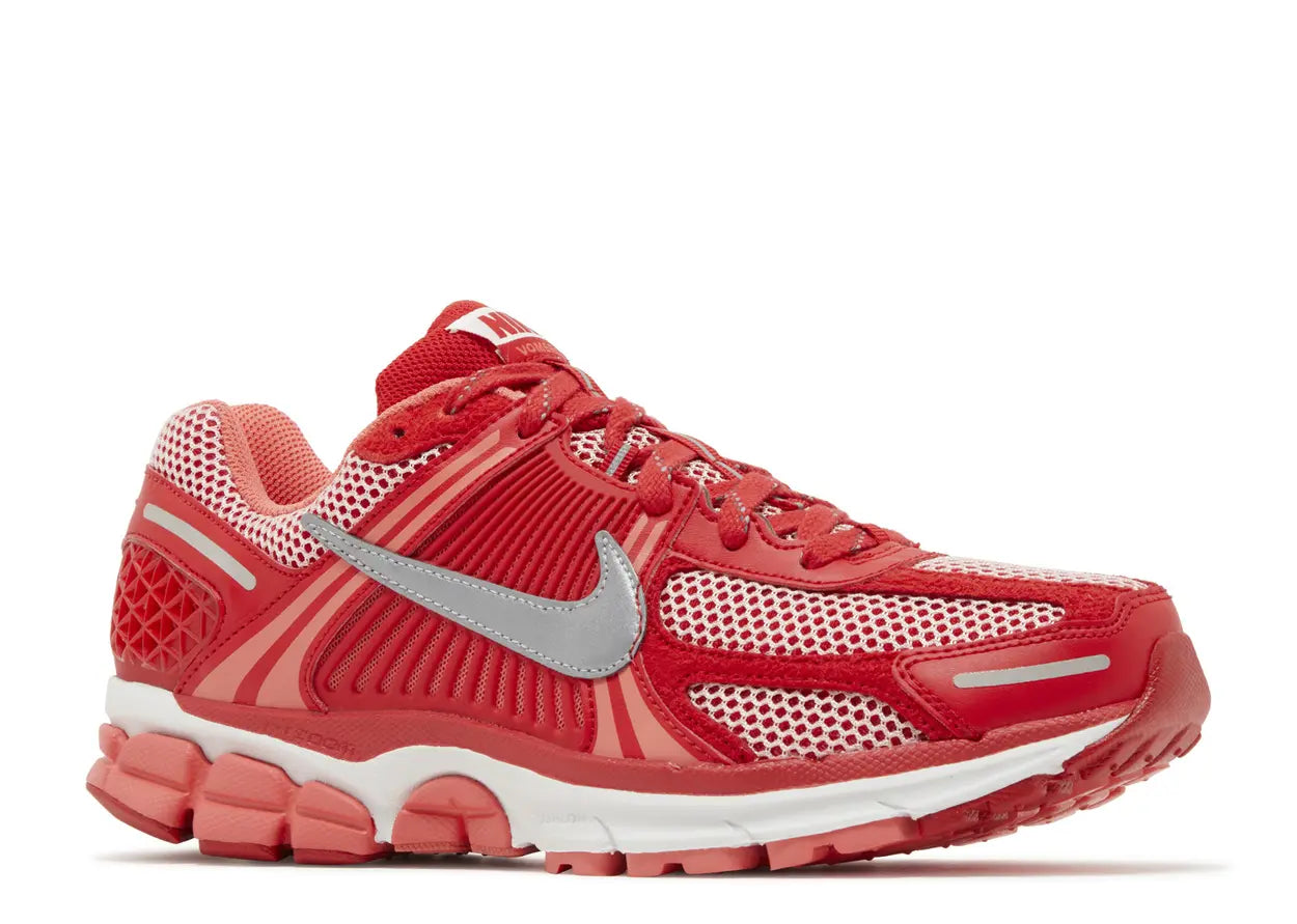 Air Zoom Vomero 5 'University Red'