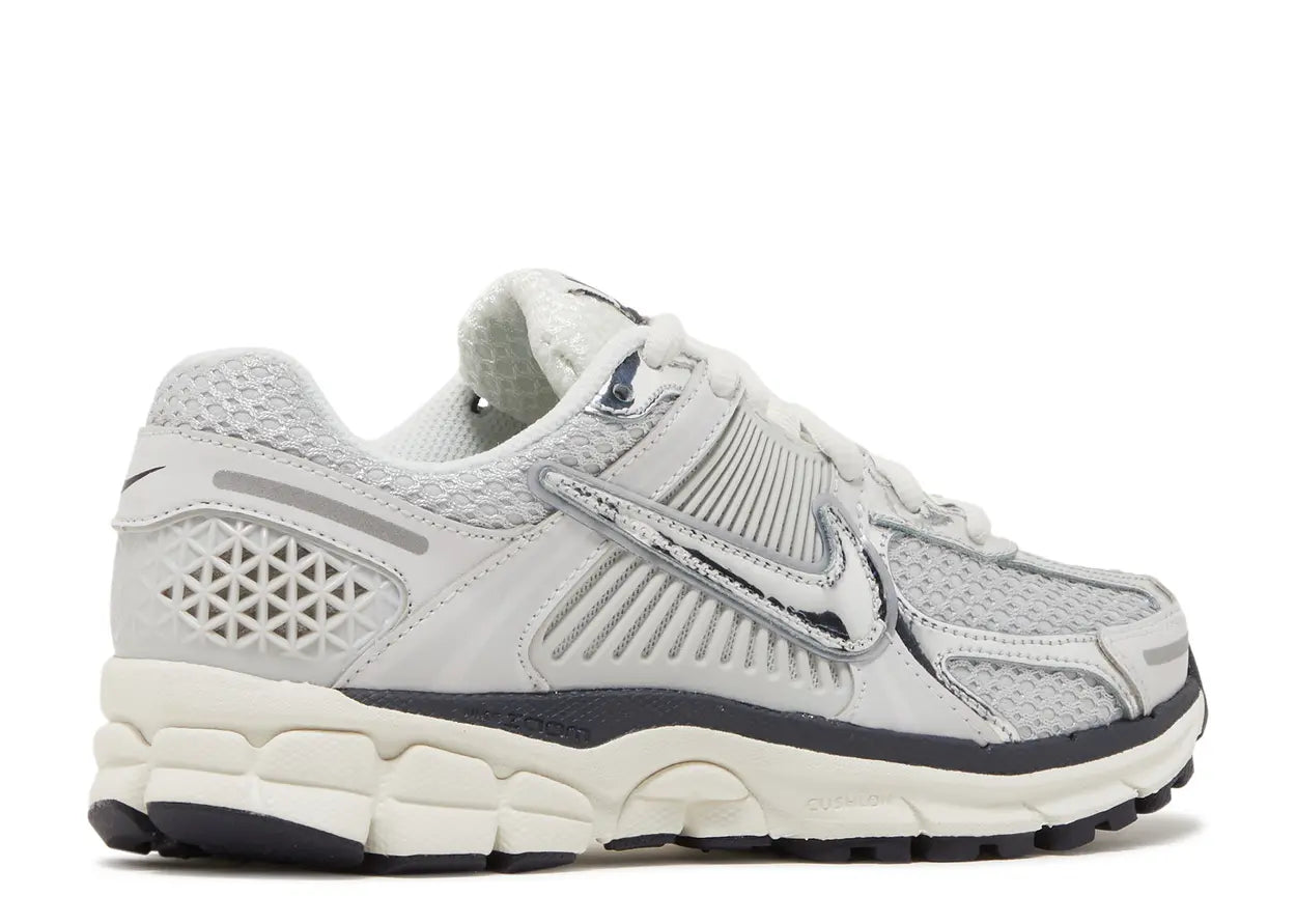 Air Zoom Vomero 5 'Photon Dust Metallic Silver'