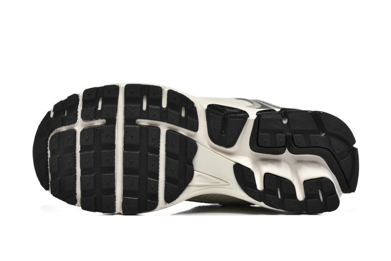 Air Zoom Vomero 5 'Photon Dust Black'
