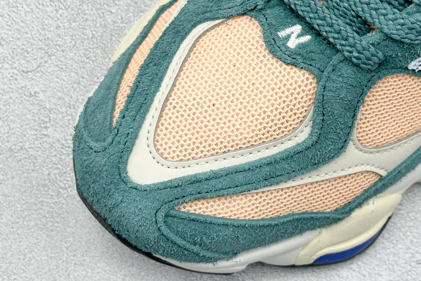 New Balance 9060 New Spruce Purple