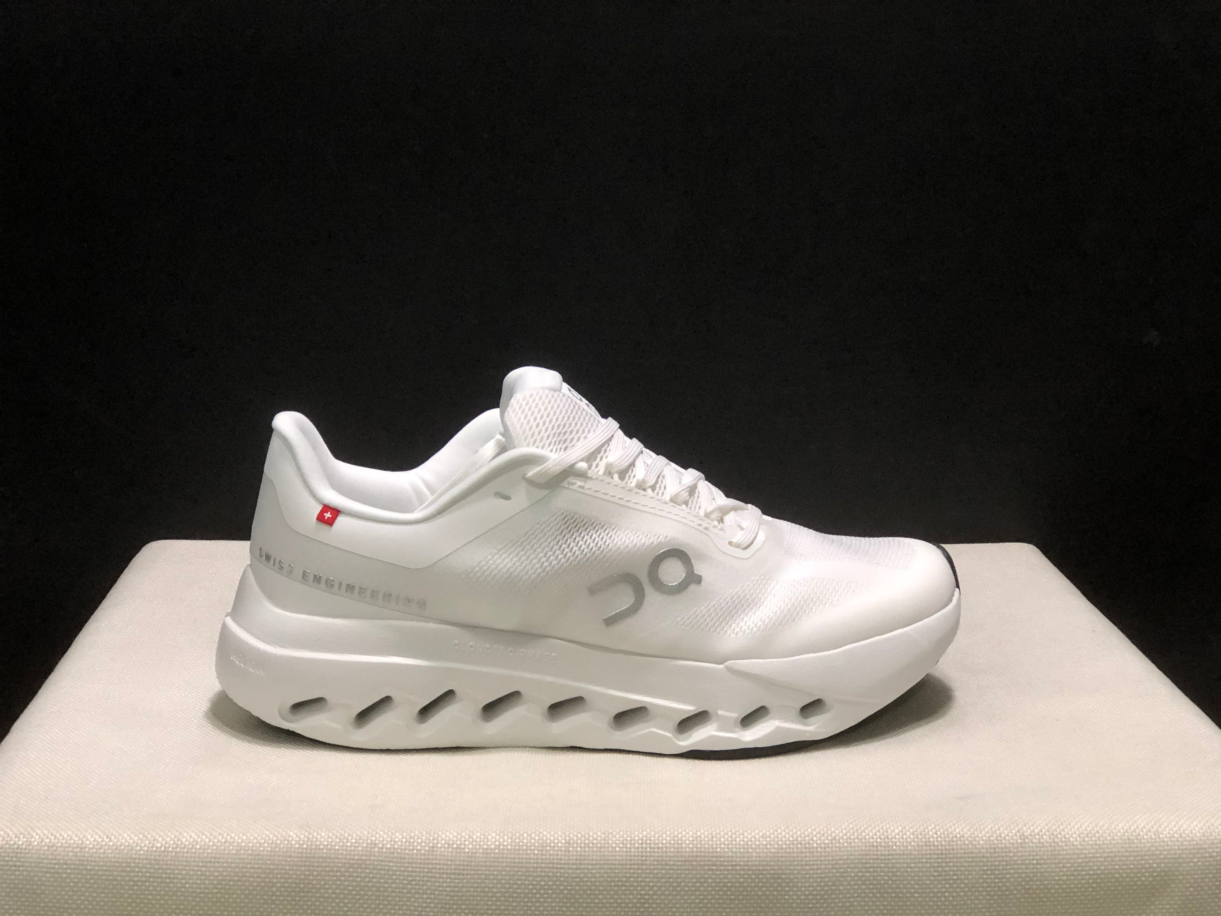 On Cloudsurfer Next 'White'