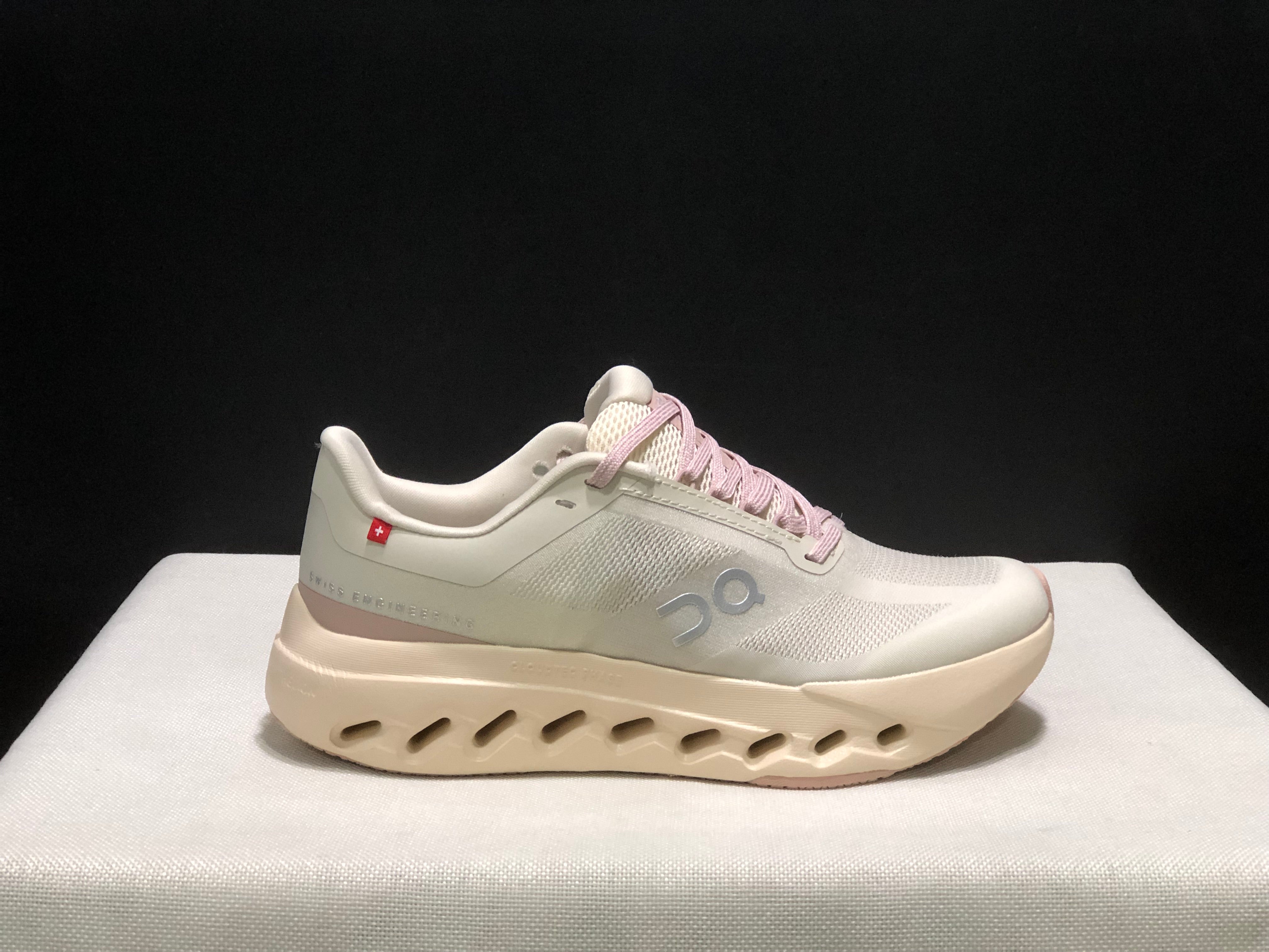 On Cloudsurfer Next 'Pink'
