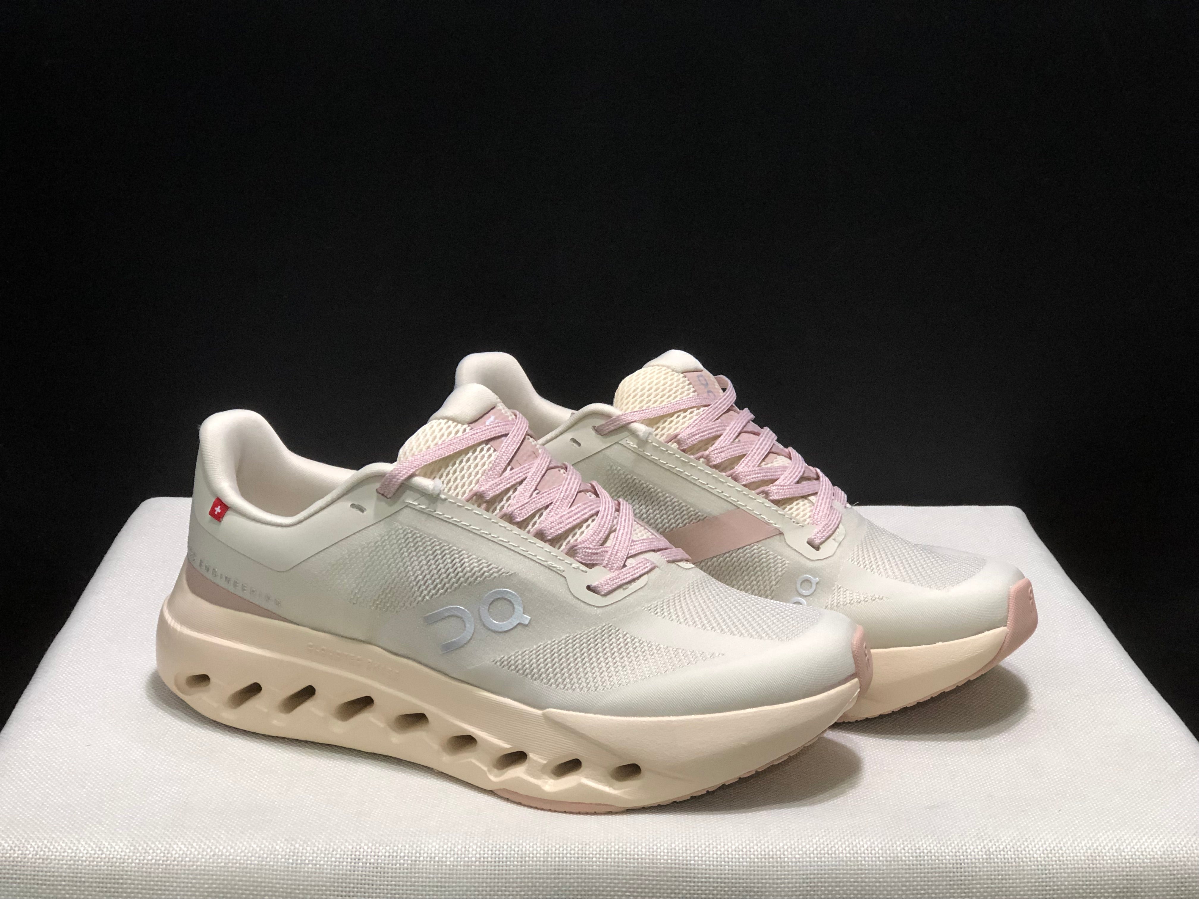 On Cloudsurfer Next 'Pink'