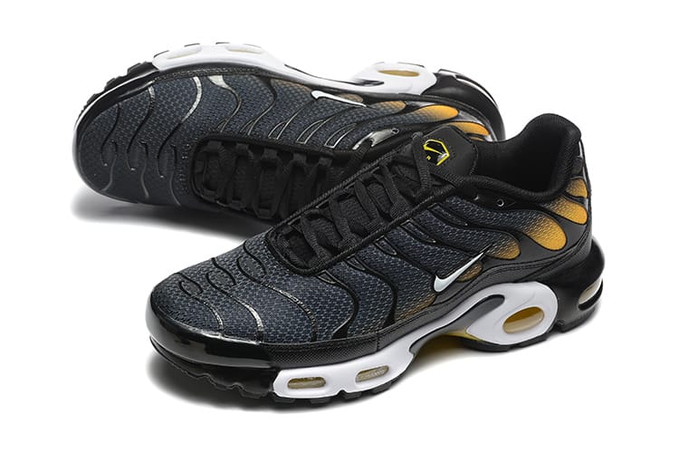 Nike Air Max Plus QS Metallic