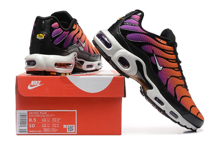 Nike Air Max Plus Black Total Orange