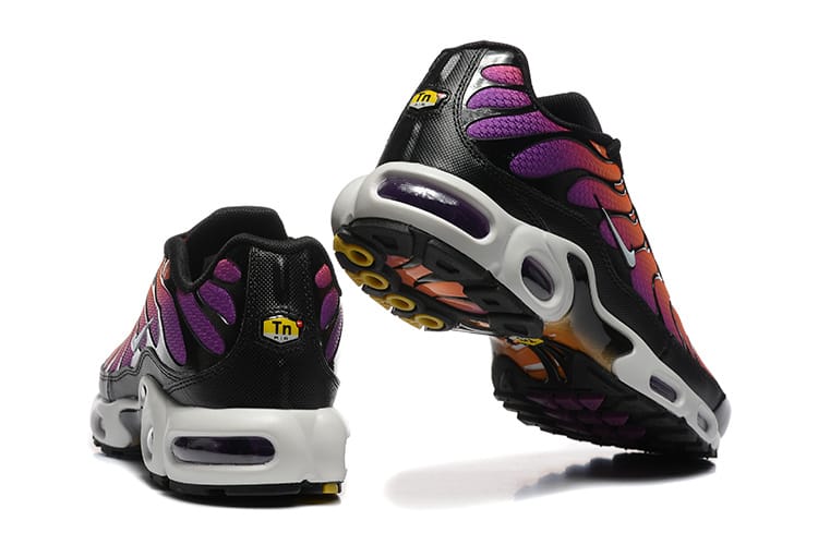 Nike Air Max Plus Black Total Orange