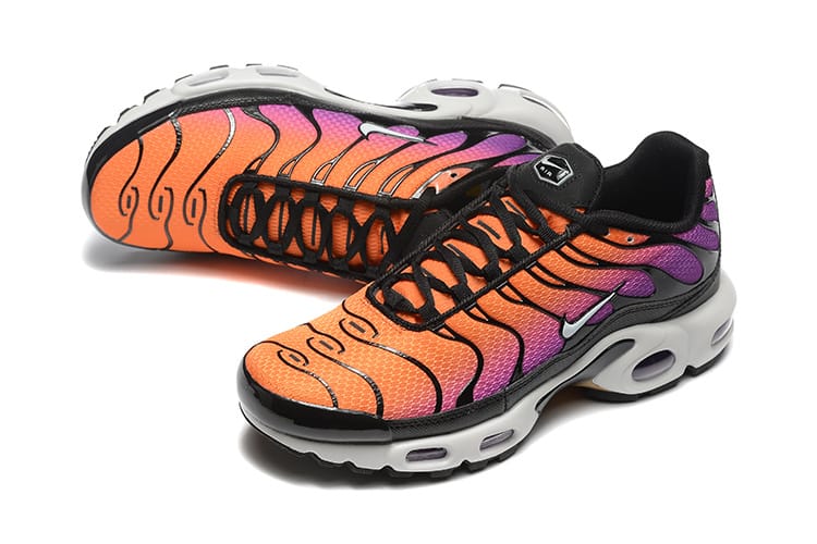 Nike Air Max Plus Black Total Orange