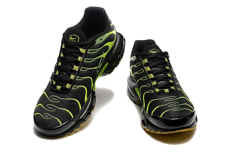 Nike Air Max Plus Black Legion Green
