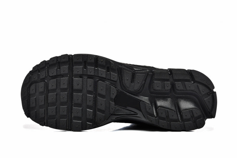 Air Zoom Vomero 5 'Triple Black'
