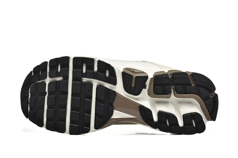 Air Zoom Vomero 5 'Sail Mink Brown'