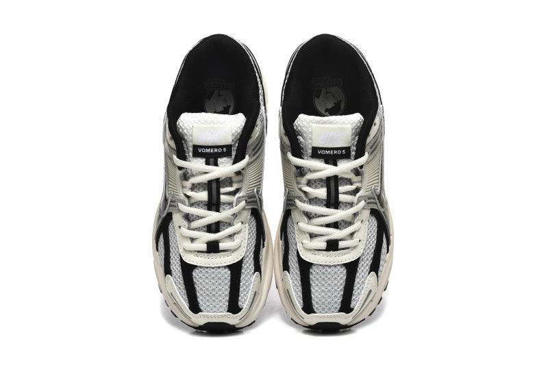 Air Zoom Vomero 5 'Photon Dust Black'