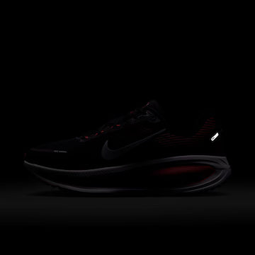Vomero 18 'Black - Red'