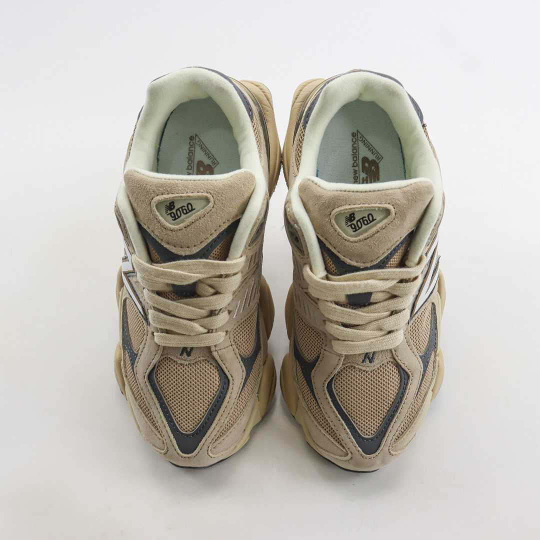 New Balance 9060 Driftwood Castlerock Marrom