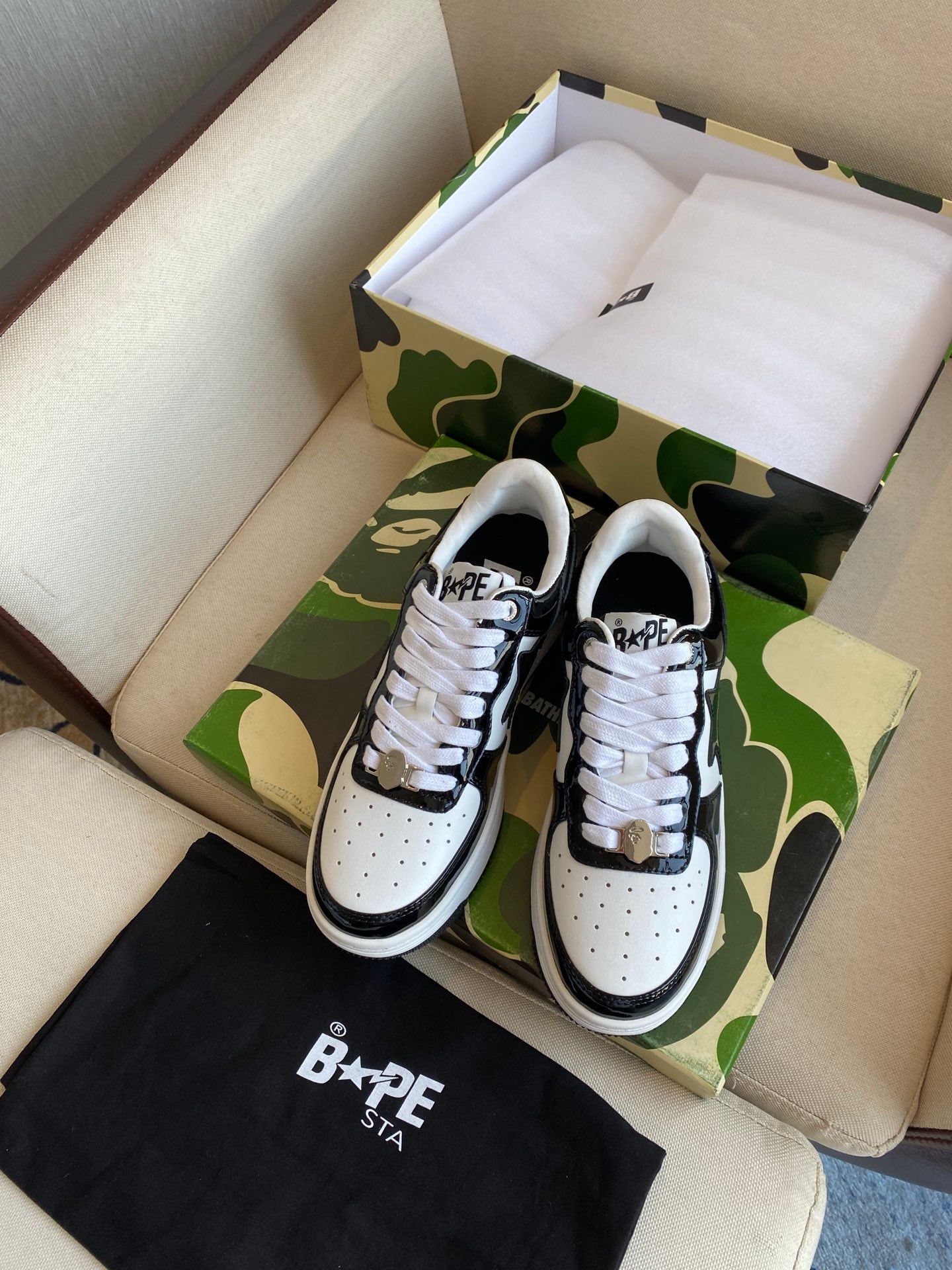 BAPE STA  'BLACK WHITE'