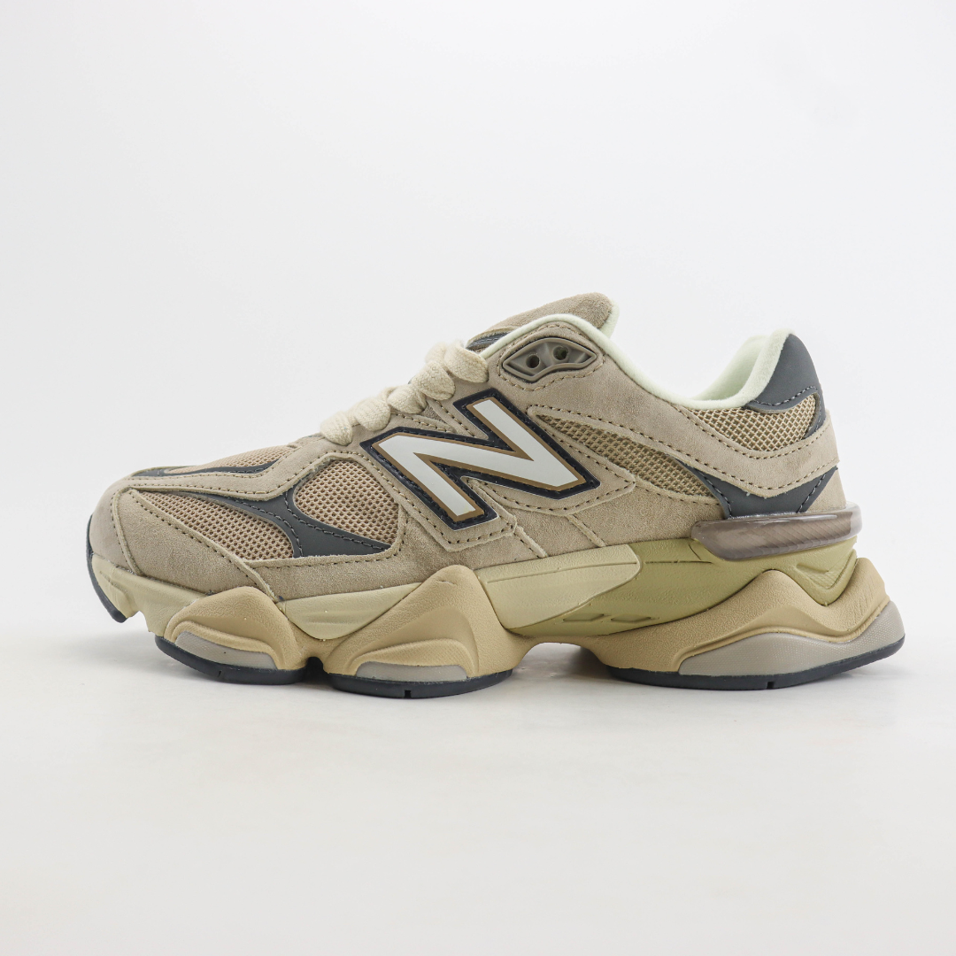 New Balance 9060 Driftwood Castlerock Marrom