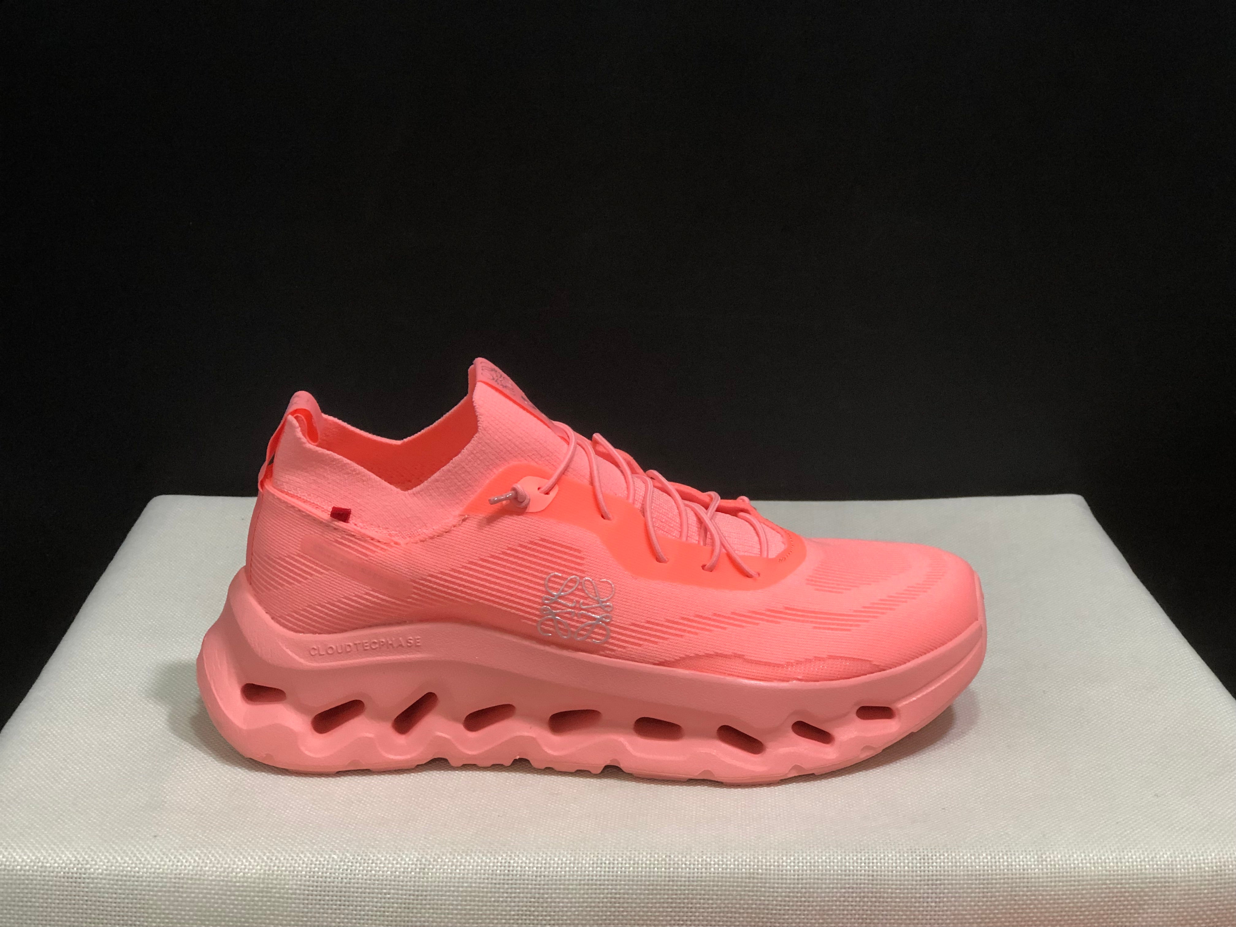 On x LOEWE Cloudtilt 'Red'