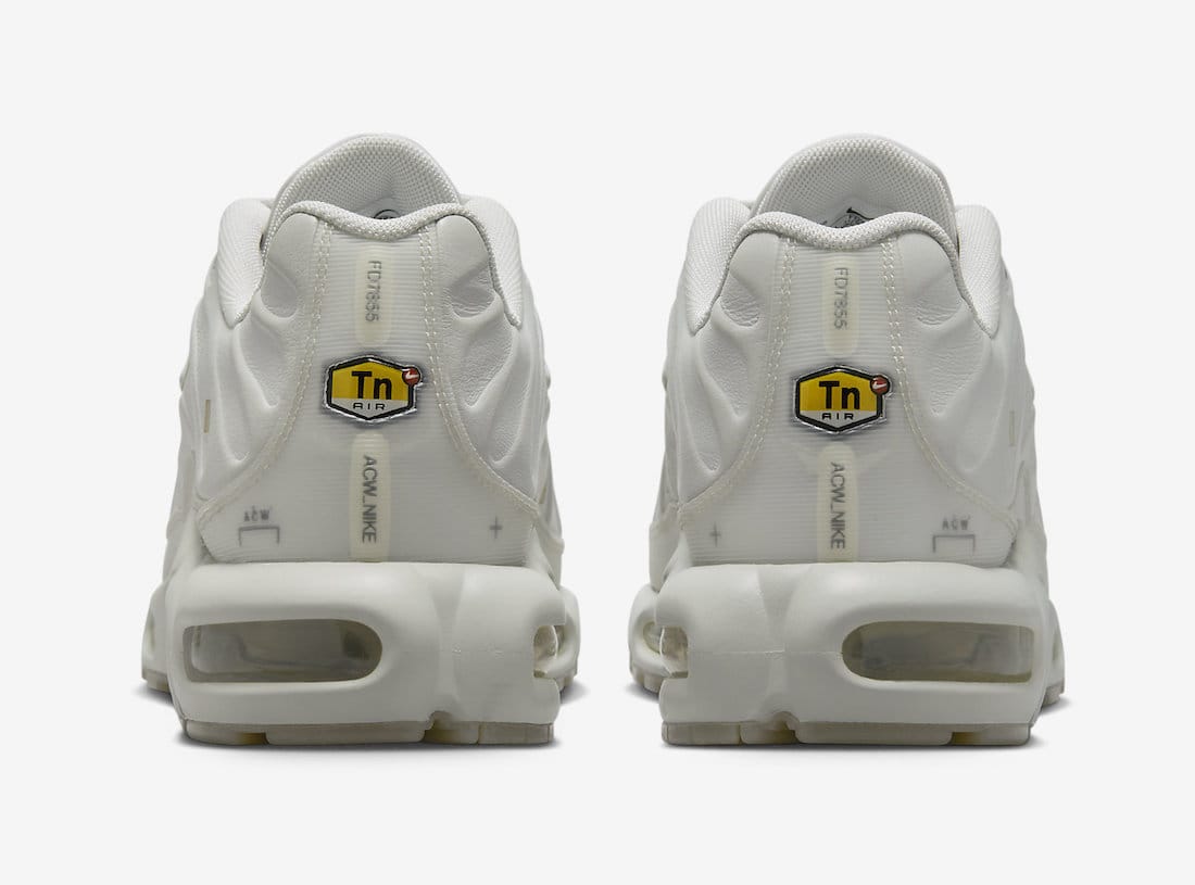 Nike Air Max Plus Platinum Tint
