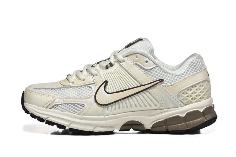 Air Zoom Vomero 5 'Sail Mink Brown'