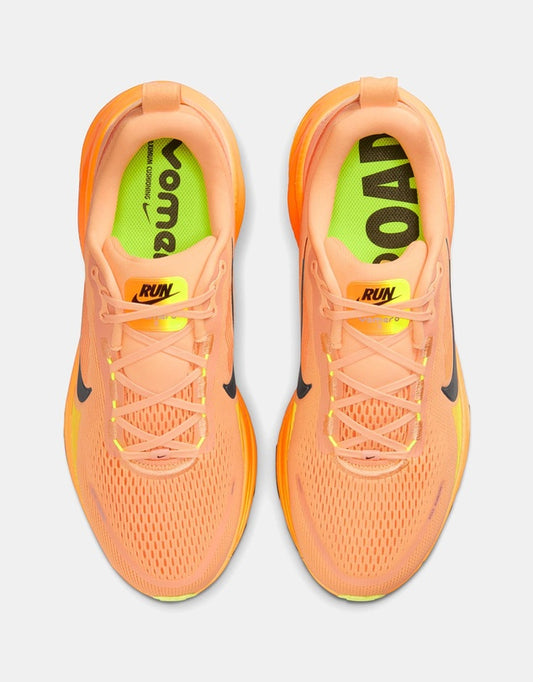 Vomero 18 "Orange"