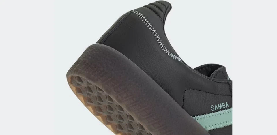 Sambae 'Black Hazy Green'