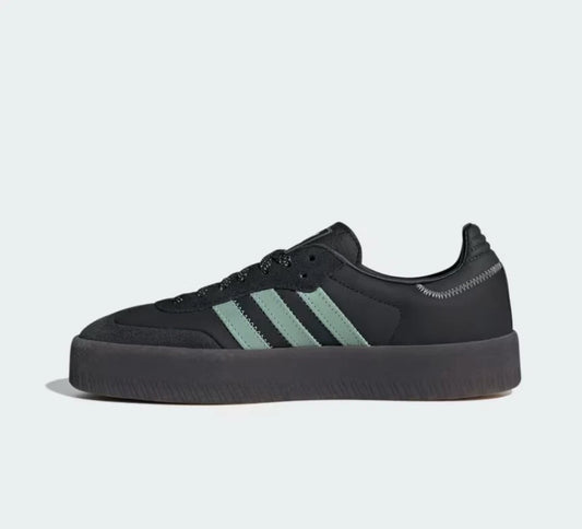 Sambae 'Black Hazy Green'